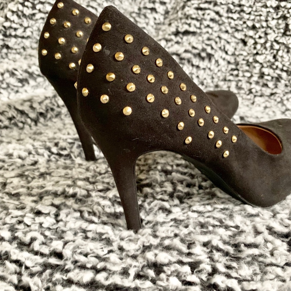 Studded Pumps